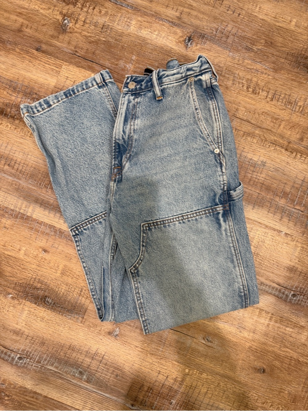 Abercrombie & Fitch Women's Light Blue Relaxed Carpenter Jeans